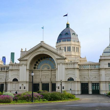 Отель Crowne Plaza Melbourne Carlton By Ihg Экстерьер фото