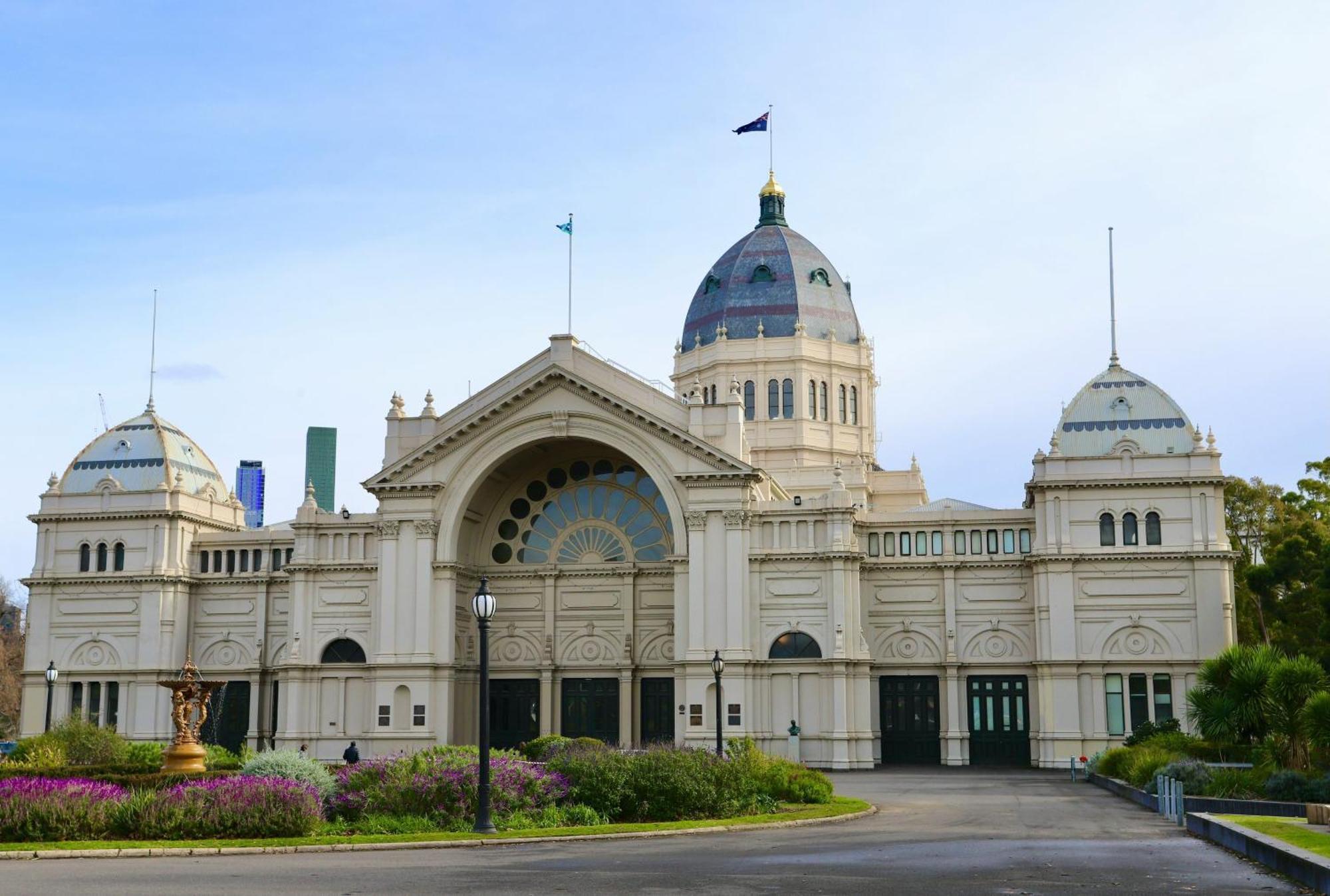 Отель Crowne Plaza Melbourne Carlton By Ihg Экстерьер фото