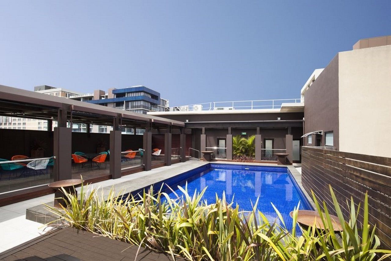 Отель Crowne Plaza Melbourne Carlton By Ihg Экстерьер фото