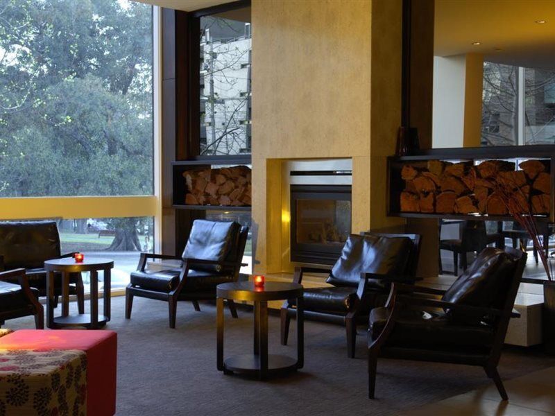 Отель Crowne Plaza Melbourne Carlton By Ihg Экстерьер фото